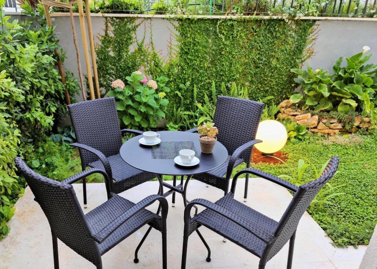 R&R Residence Podstrana Bagian luar foto