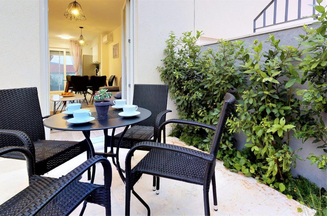 R&R Residence Podstrana Bagian luar foto