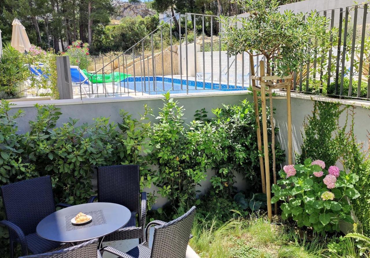 R&R Residence Podstrana Bagian luar foto