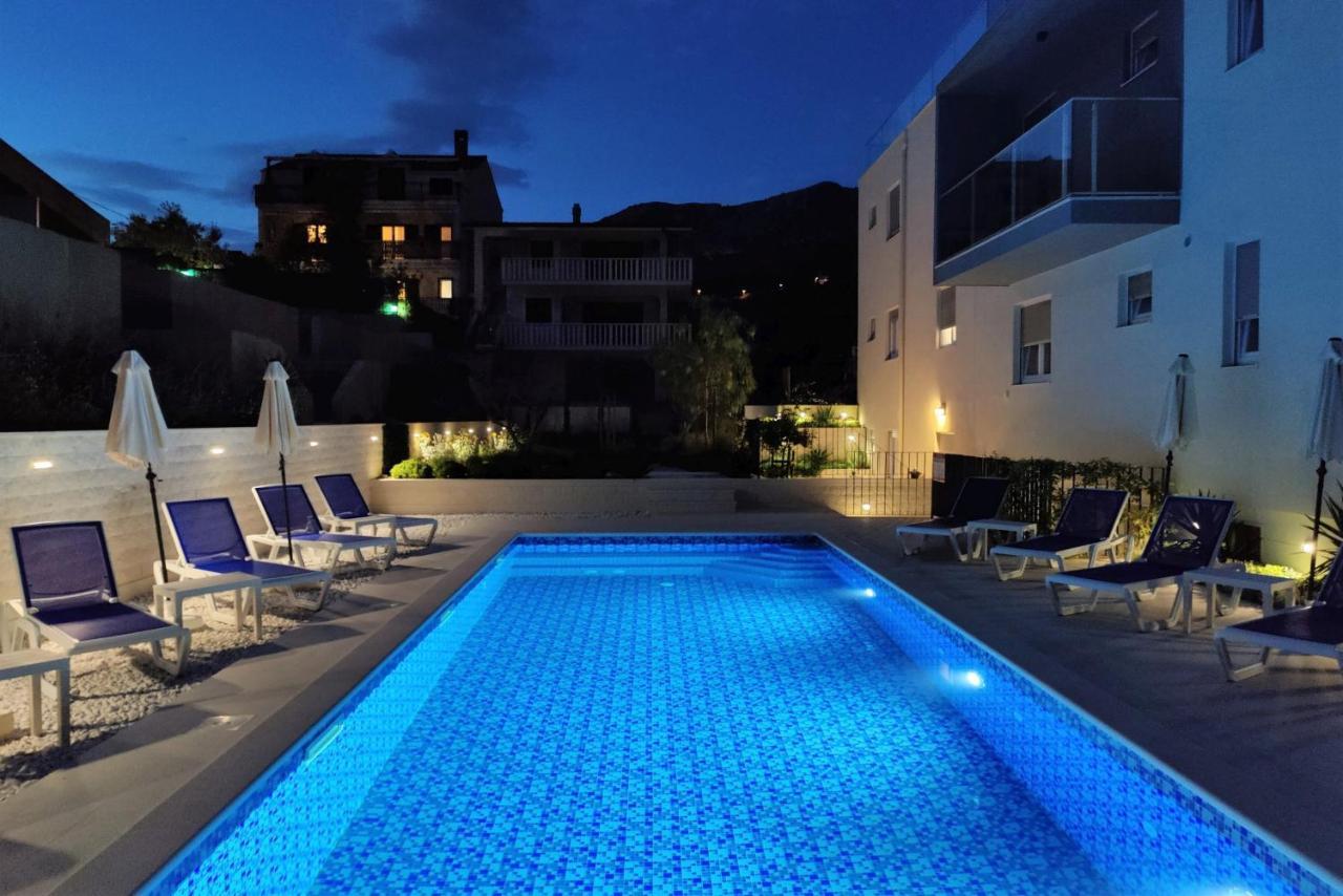 R&R Residence Podstrana Bagian luar foto